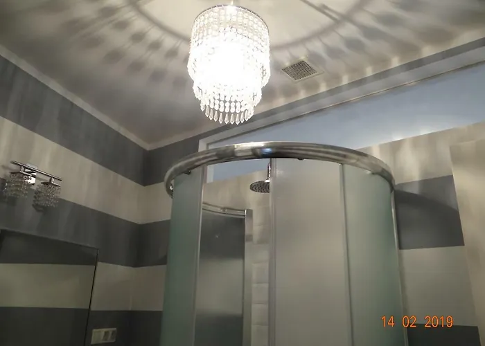 Apartment Center Boutique *